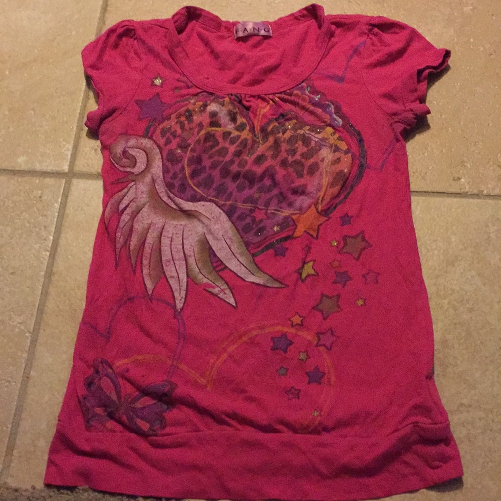 Pink t-shirt